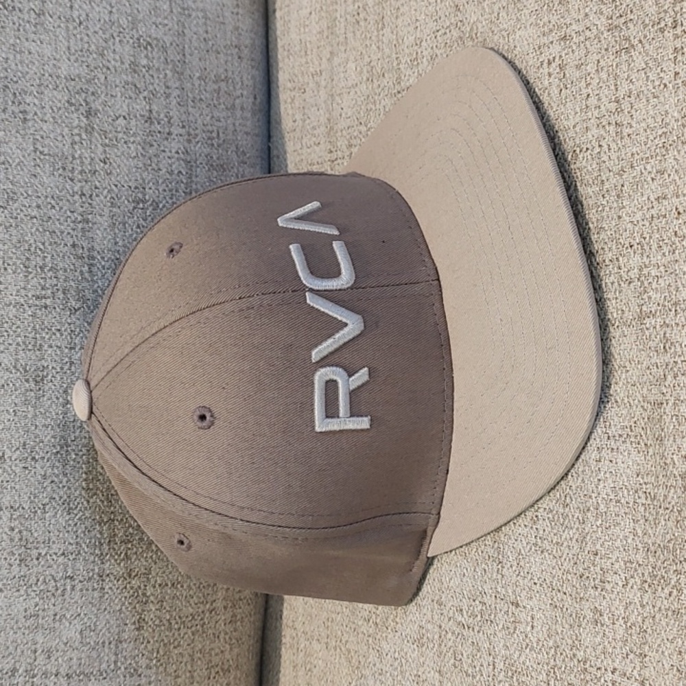 RVCA Hat• Light Brown/Tan•Used